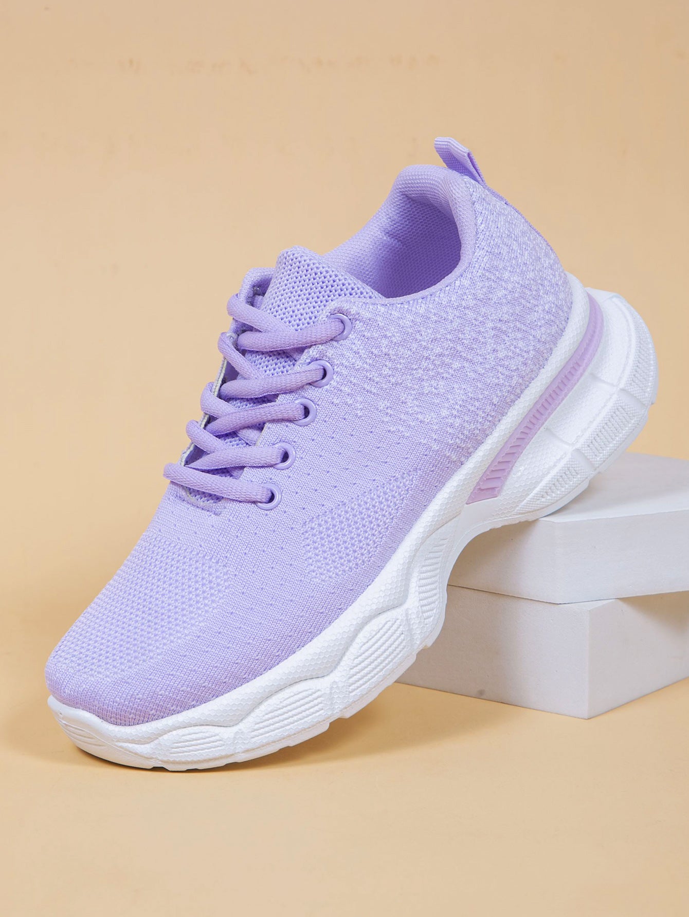 Women's Sports Shoes Breathable Soft Sole Ultra-light Running Shoes Versatile Mesh Casual Running Shoes Travel Shoes
