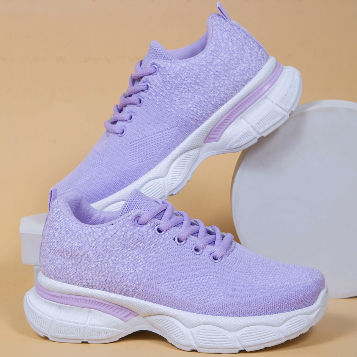 Women's Sports Shoes Breathable Soft Sole Ultra-light Running Shoes Versatile Mesh Casual Running Shoes Travel Shoes