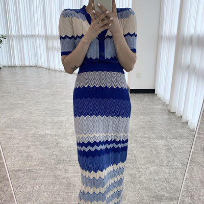 Korean Style Chic French Retro V-Neck Color Block Wavy Pattern Short Sleeve Knit Top + High Waist Slim Fit Pencil Skirt