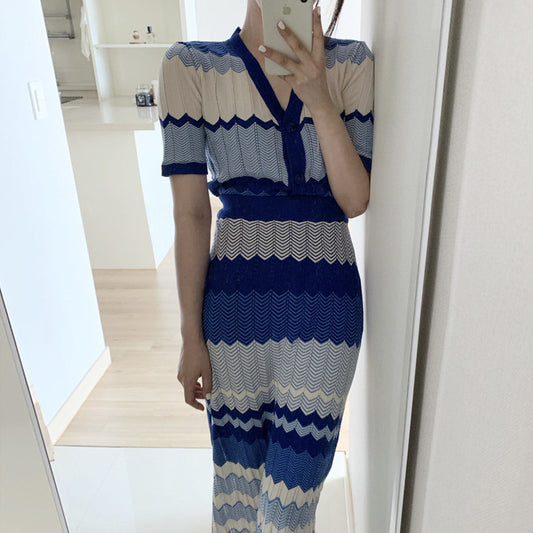 Korean Style Chic French Retro V-Neck Color Block Wavy Pattern Short Sleeve Knit Top + High Waist Slim Fit Pencil Skirt